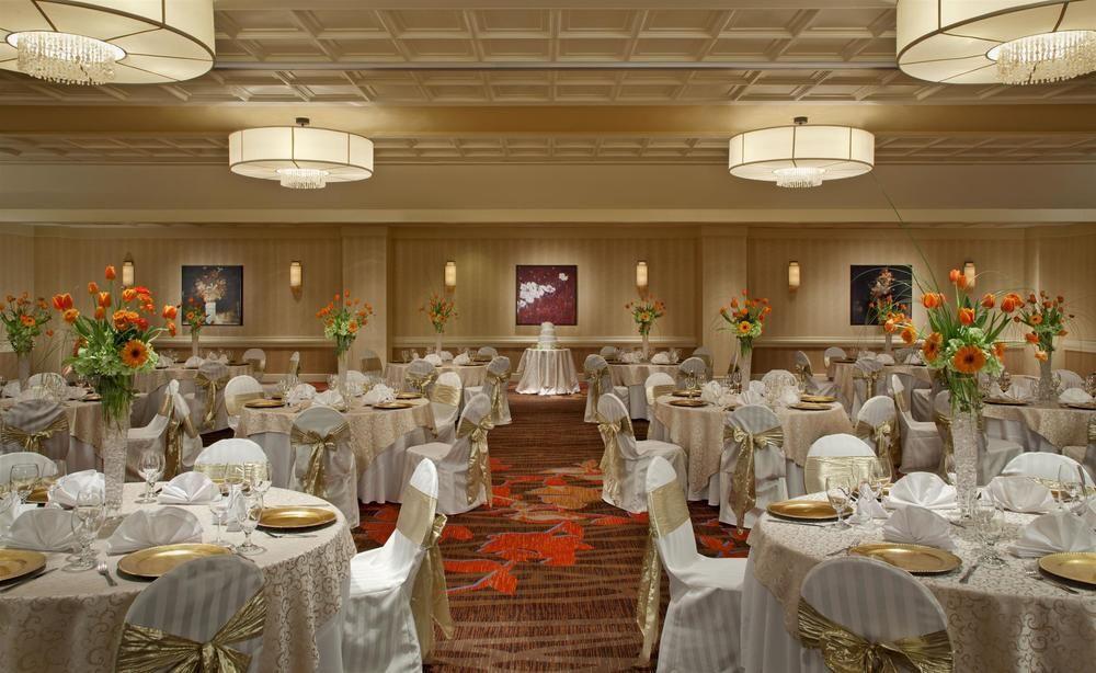 Sheraton Oklahoma City Downtown Hotel Экстерьер фото