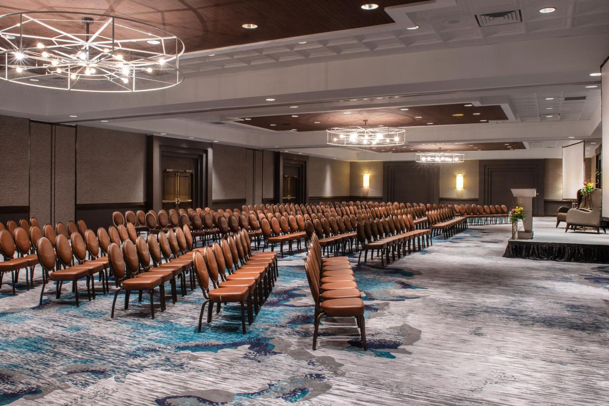 Sheraton Oklahoma City Downtown Hotel Экстерьер фото